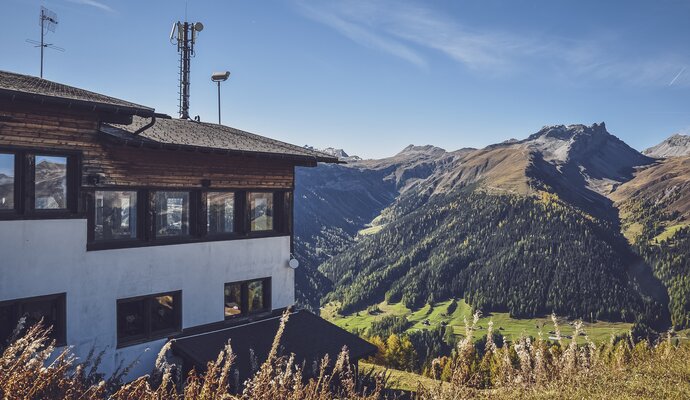 Grafik einer Berglandschaft  | © Davos Klosters Mountains 