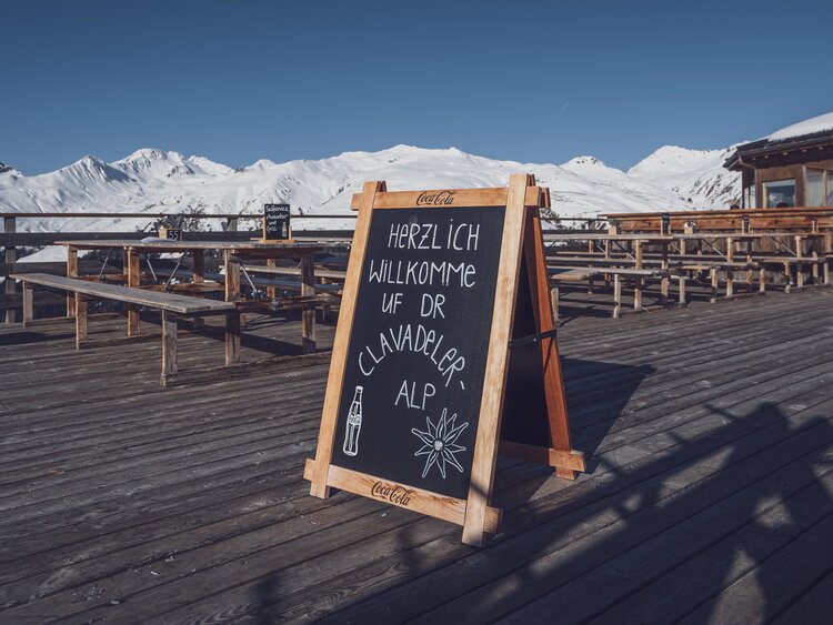 Sonnenterrasse der Clavadeler Alp auf dem Jakobshorn | © Davos Klosters Mountains