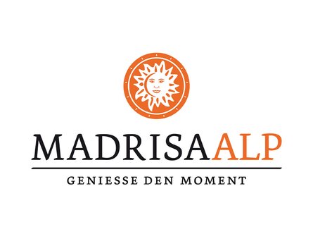 Logo der Madrisa-Alp wird durch Sonne geziert. | © Davos Klosters Mountains