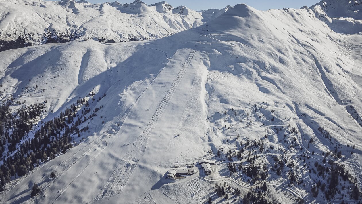 Drohnenaufnahme des Skigebiet Rinerhorn. | © Davos Klosters Mountains