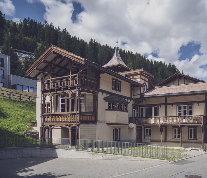 Kleines Palace